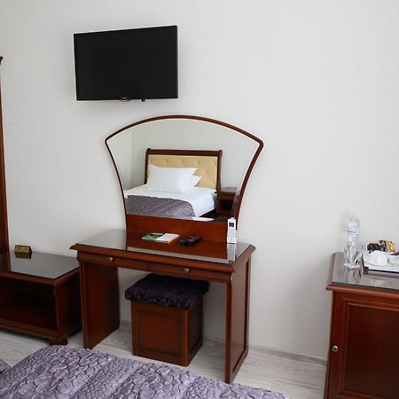 Prima Villa Guest House Vinnycja Esterno foto